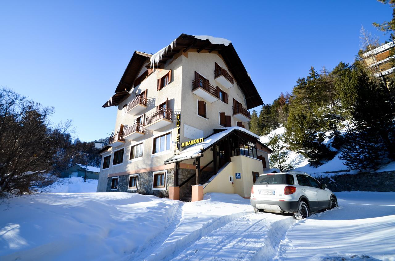 Hotel Miramonti Claviere Exterior photo
