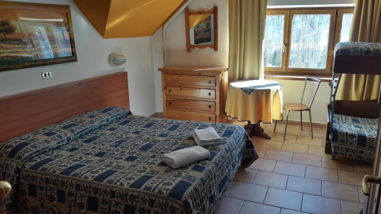 Hotel Miramonti Claviere Exterior photo